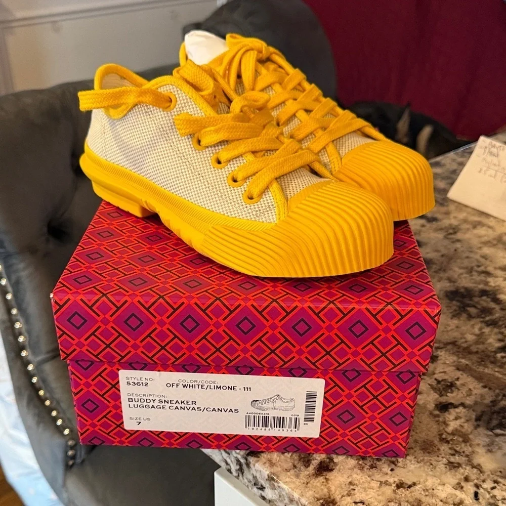Tory Burch Sneakers - Yellow and Off-White